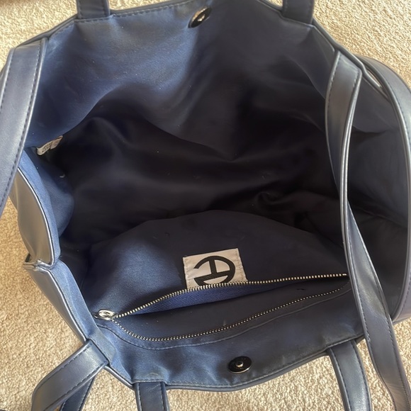 Navy Blue Medium Telfar - Picture 7 of 7